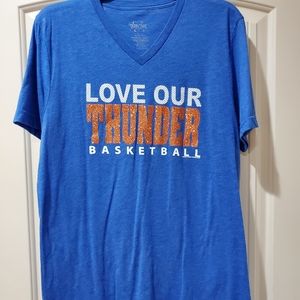 🎈2for$10🎈OKC Thunder shirt.  Large.